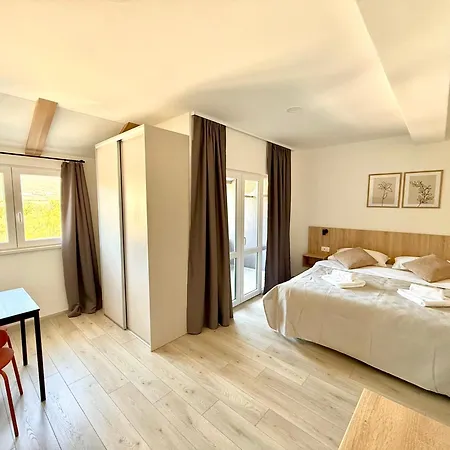 Cloud9 & Appartement Mocici